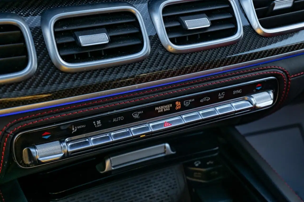 Mercedes-Benz GLE снимка Mercedes-Benz GLE
