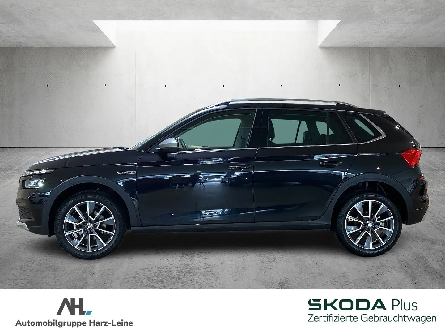 Skoda Kamiq 1.0 TSI Scoutline DSG RFK LED DAB Navi PDC Schwarz - 2