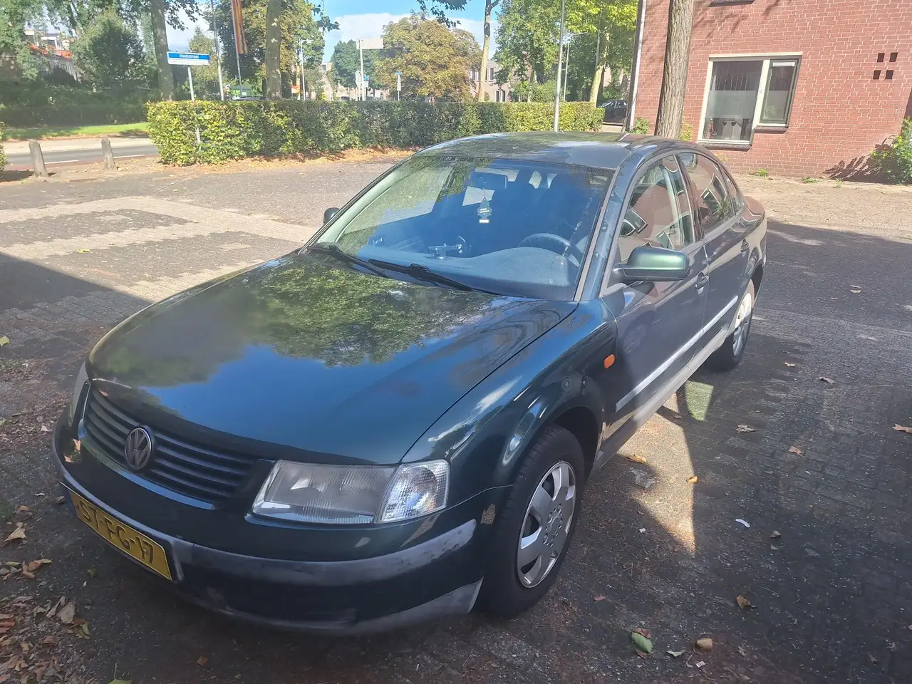Volkswagen Passat 1.6 Trendline, foto 1