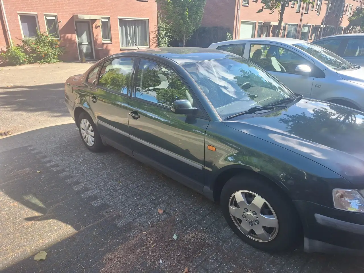 Volkswagen Passat 1.6 Trendline, foto 2