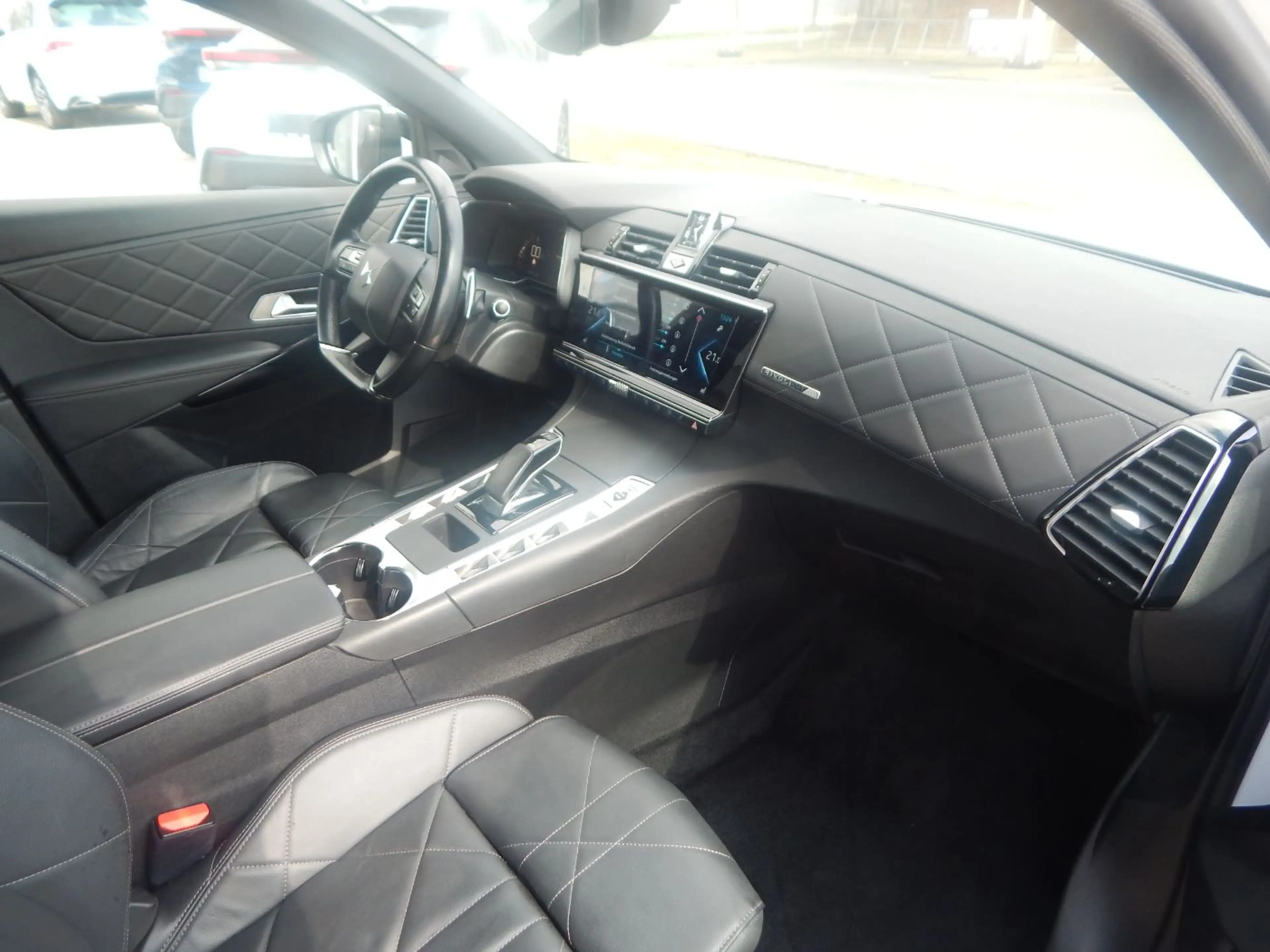 DS Automobiles DS 7 225 S&S 4x2 E-Tense W Rivoli Fernlichtass. — photo 13