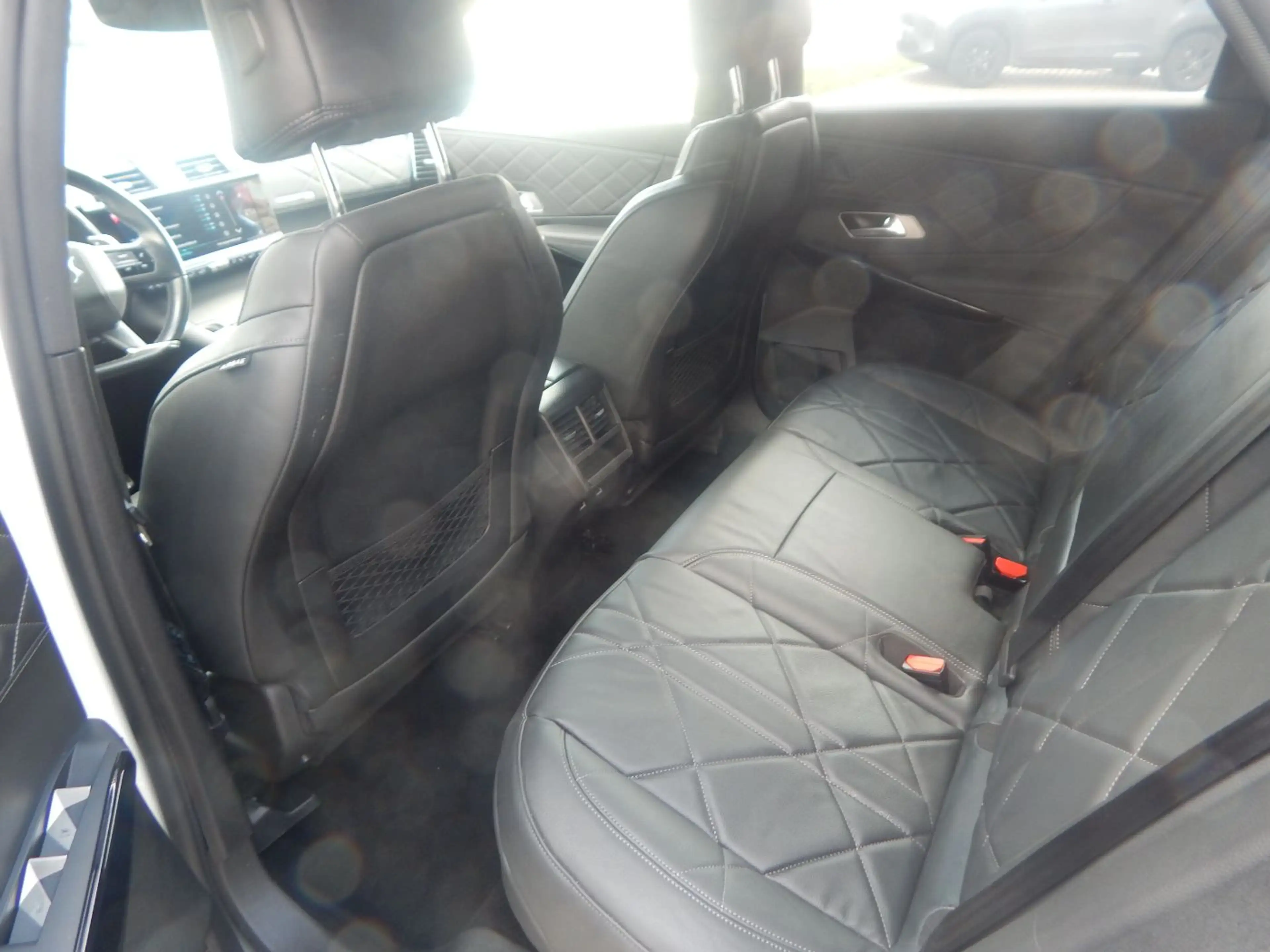 DS Automobiles DS 7 225 S&S 4x2 E-Tense W Rivoli Fernlichtass. — photo 10