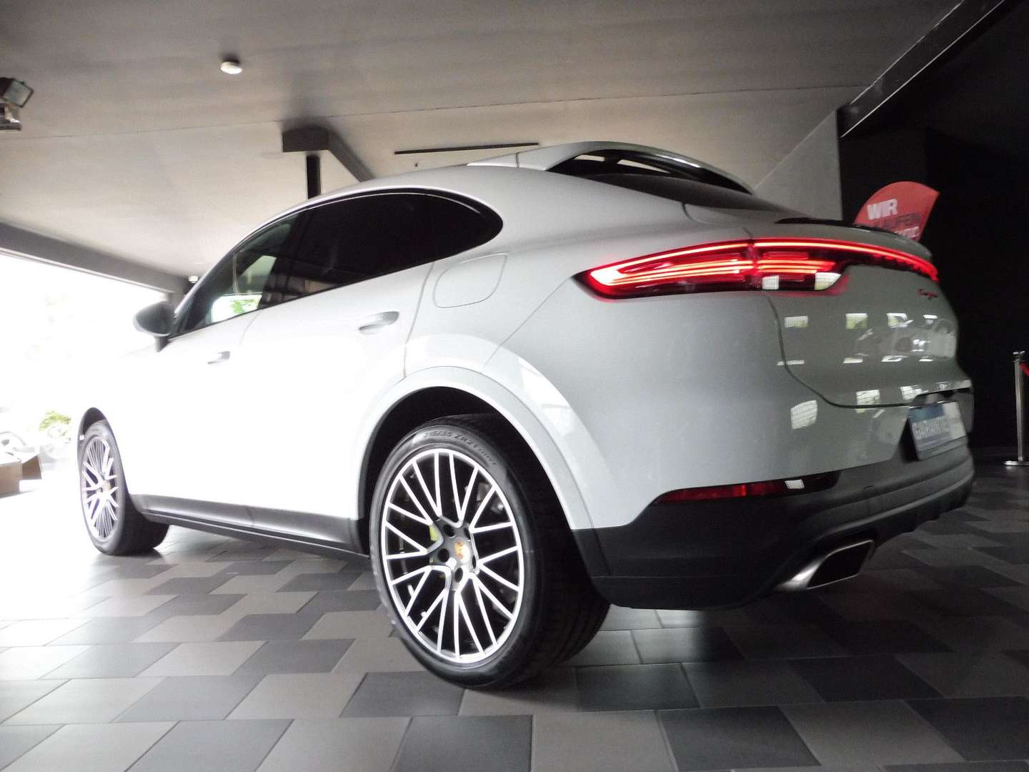 Porsche Cayenne E-Hybrid - 2021 - Joinsteer - #8