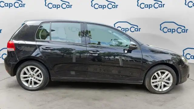 Volkswagen Golf view 4
