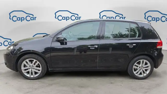 Volkswagen Golf view 2