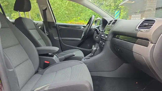 Volkswagen Golf view 27