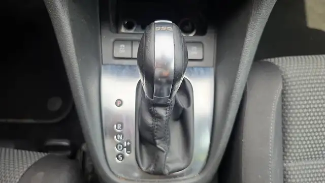 Volkswagen Golf view 26