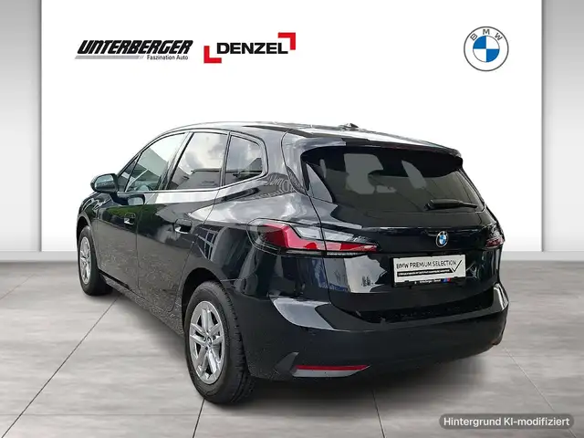 BMW 2 Series view 4