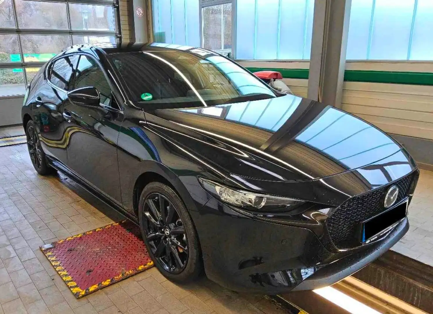 Mazda 3 Lim. 5-trg. Homura *1.Hd*Automatik*150 PS*LED* Noir - 2