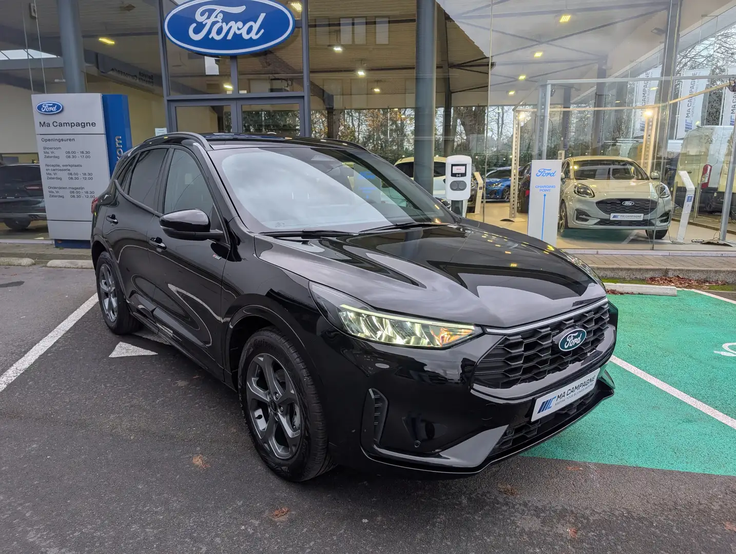 Ford Kuga Kuga ST-Line 1.5i EcoBoost 186pk A8 automaat Negro - 1