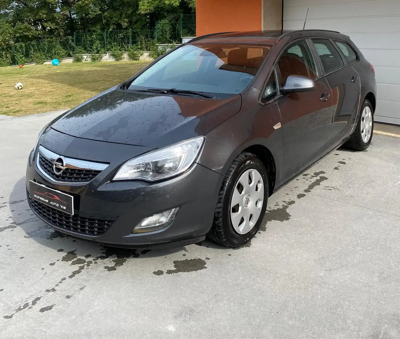 Opel Astra Sports Tourer 1.7 cdti Cosmo Unico Proprietario - 2