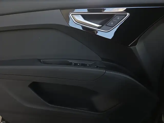 Audi Q4 E-Tron view 15