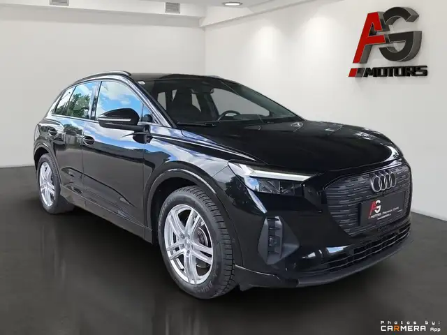 Audi Q4 E-Tron view 3
