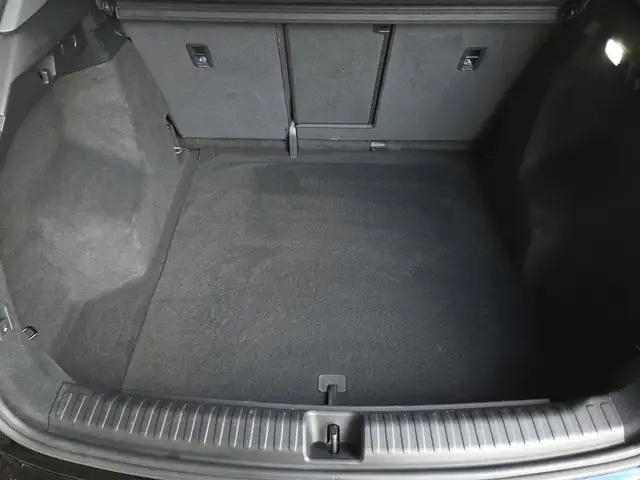 Audi Q4 E-Tron view 12