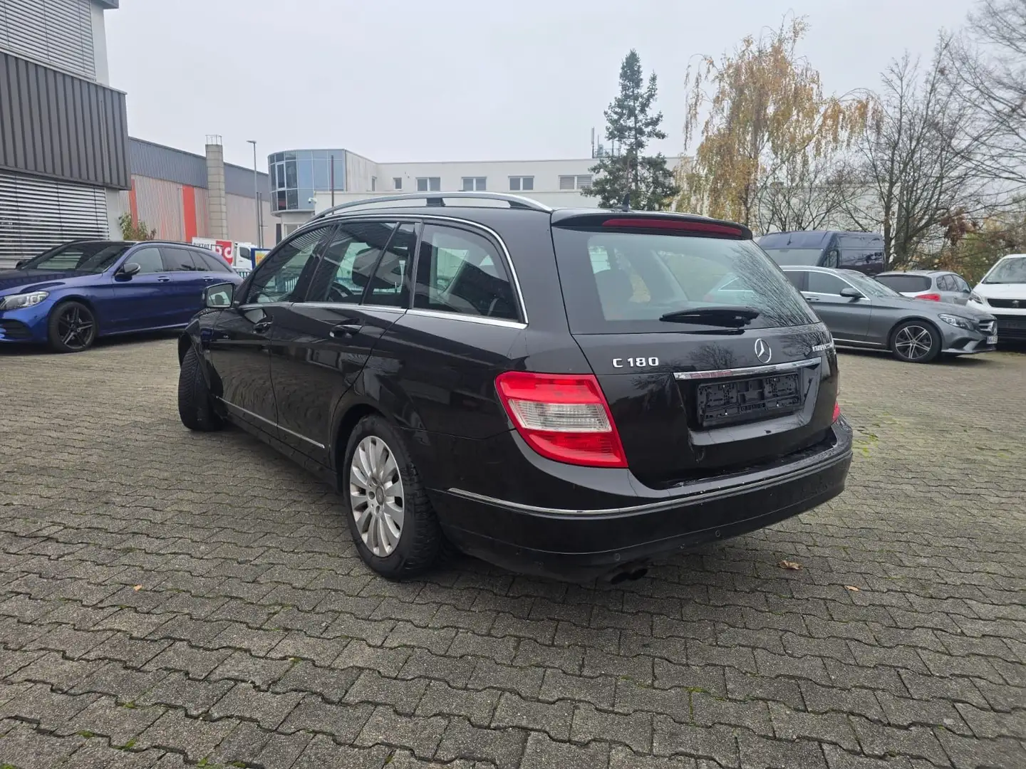 Mercedes-Benz C 180 T-Modell C 180 T Kompressor BlueEfficiency Noir - 2