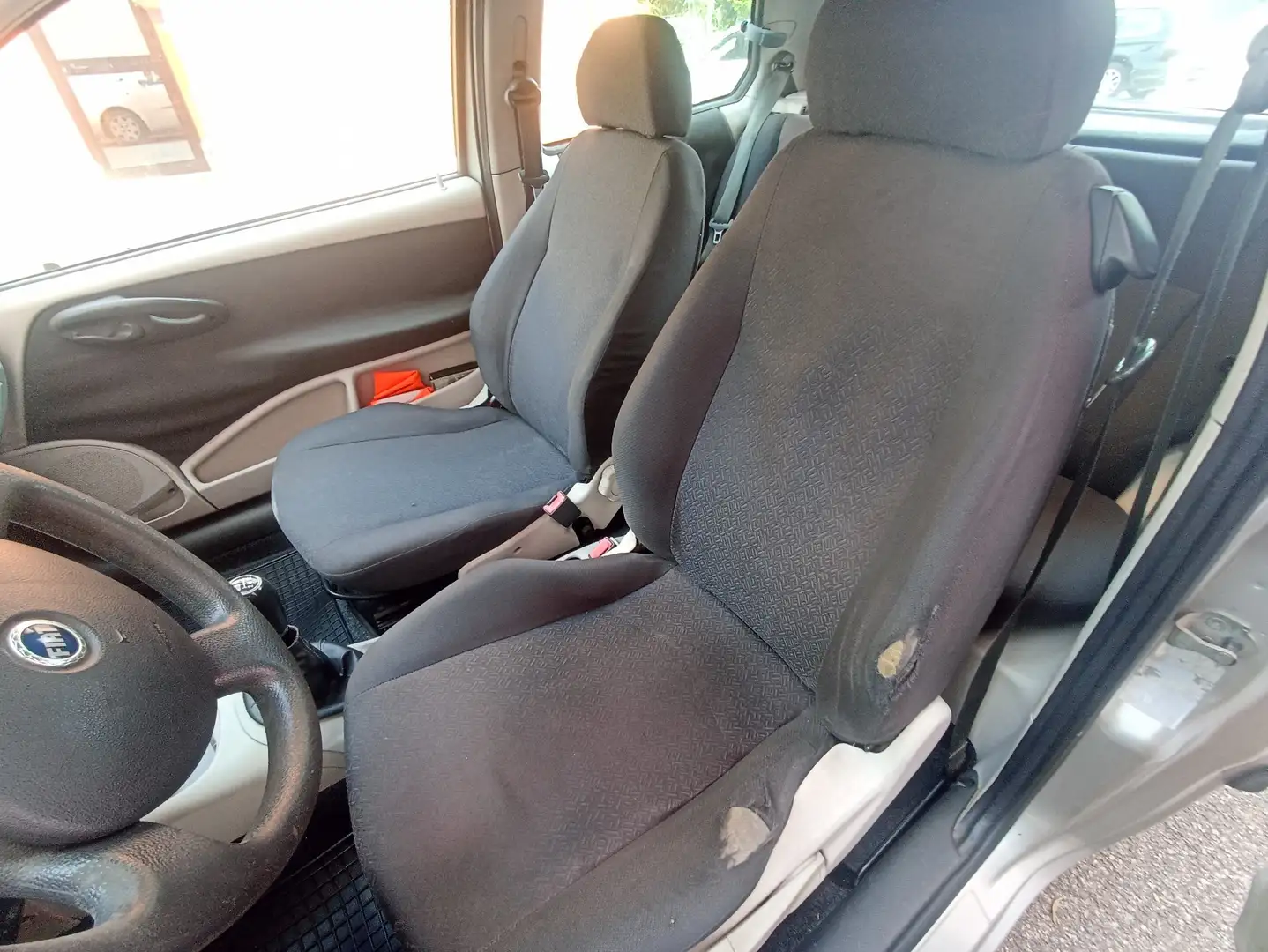 Fiat Punto 3p 1.3 mjt 16v Dynamic - 2