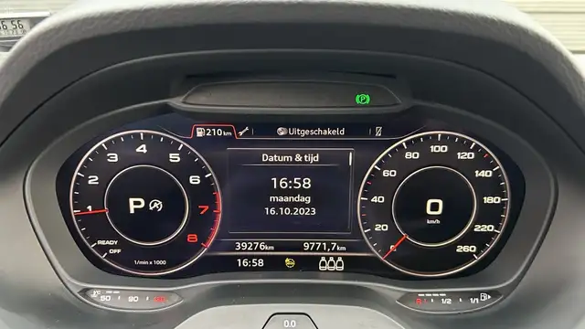 Audi Q2 view 10