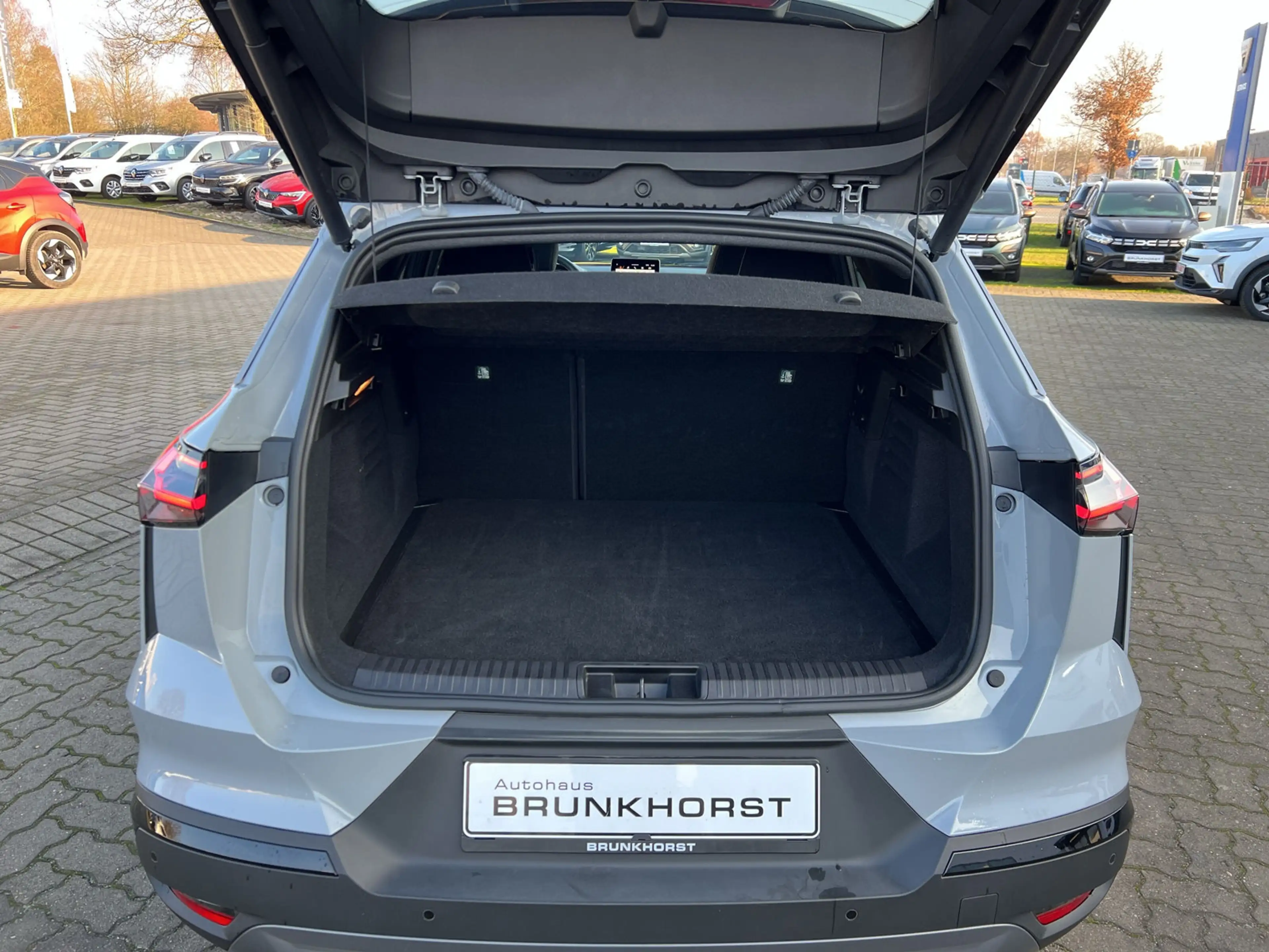 Renault Symbioz Full Hybrid E-Tech 145 Esprit Alpine SHZ+LKHZ+PDC+ — photo 15