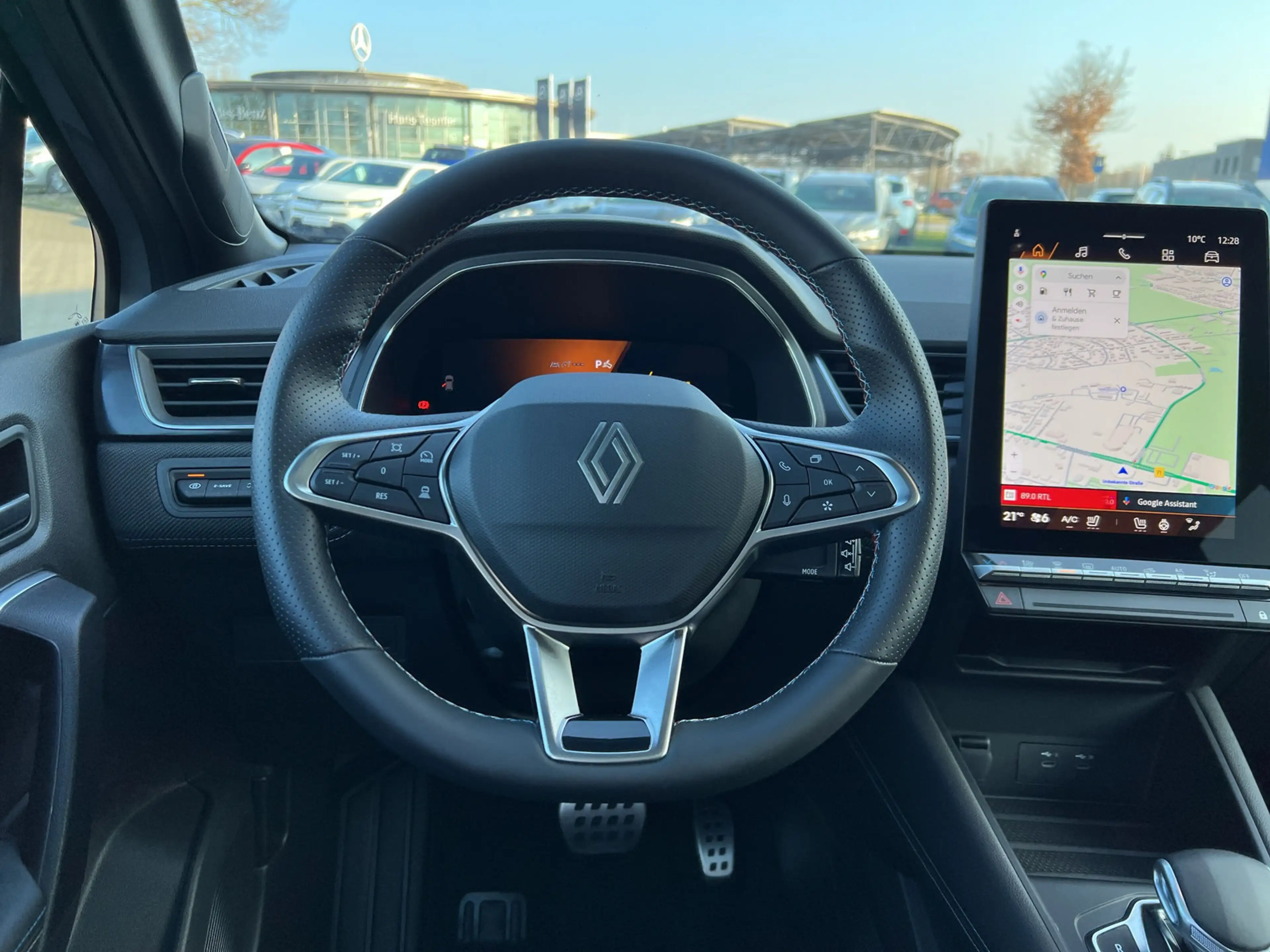 Renault Symbioz Full Hybrid E-Tech 145 Esprit Alpine SHZ+LKHZ+PDC+ — photo 7
