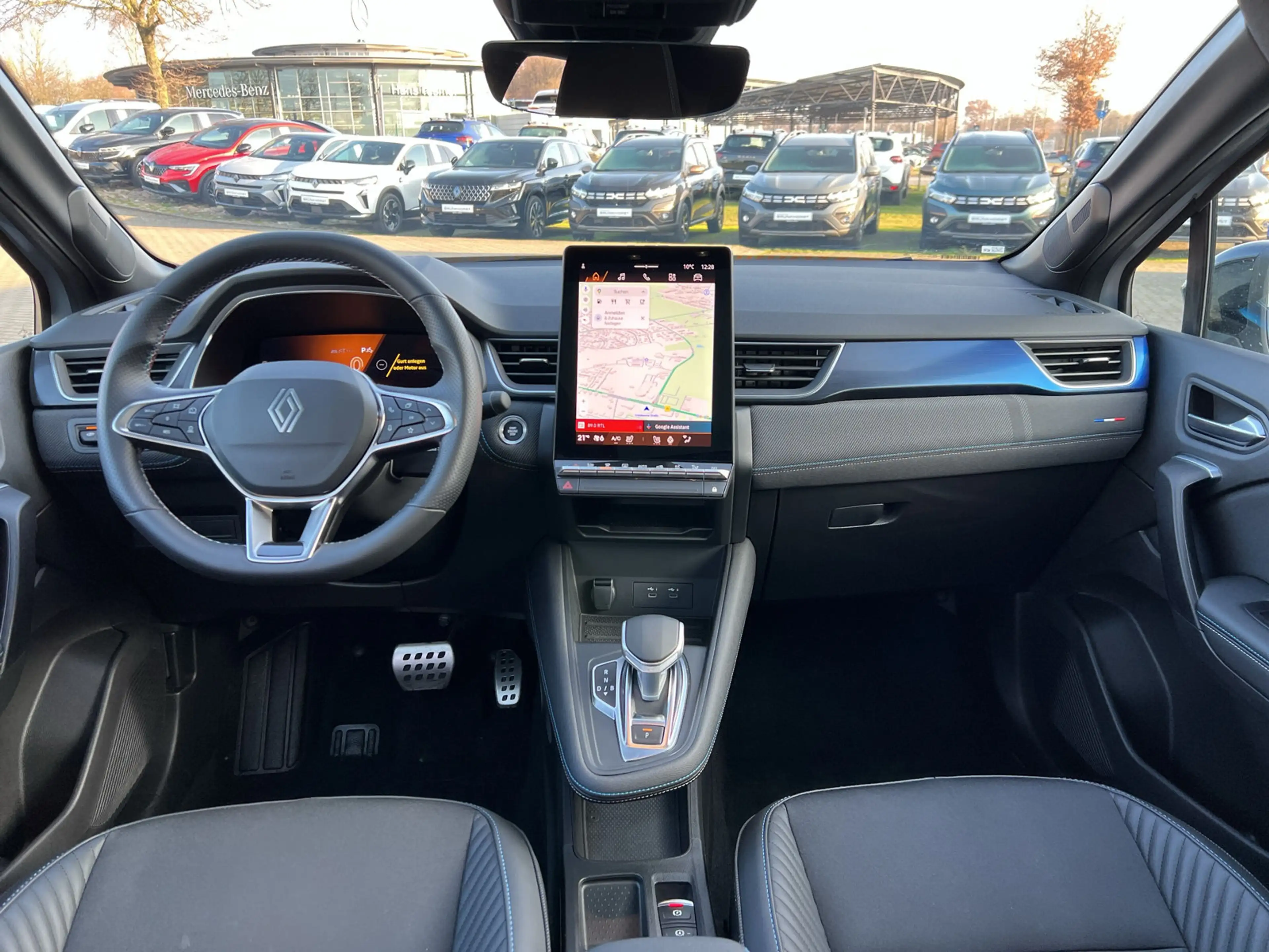 Renault Symbioz Full Hybrid E-Tech 145 Esprit Alpine SHZ+LKHZ+PDC+ — photo 6
