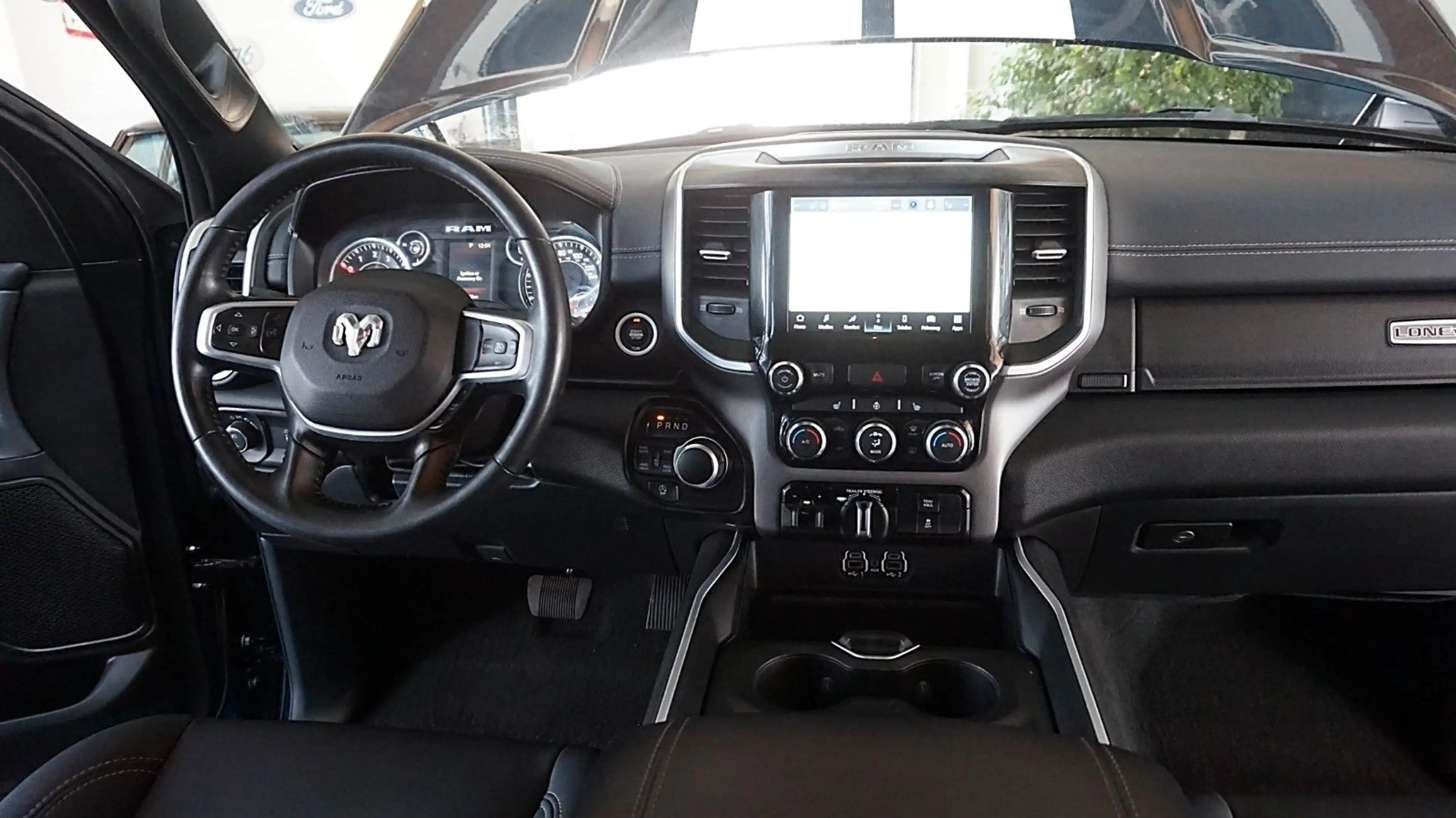 Dodge RAM 1500 HEMI 5.7l Crew-Cab*4x4*Navi*Alu20*AHK — photo 15