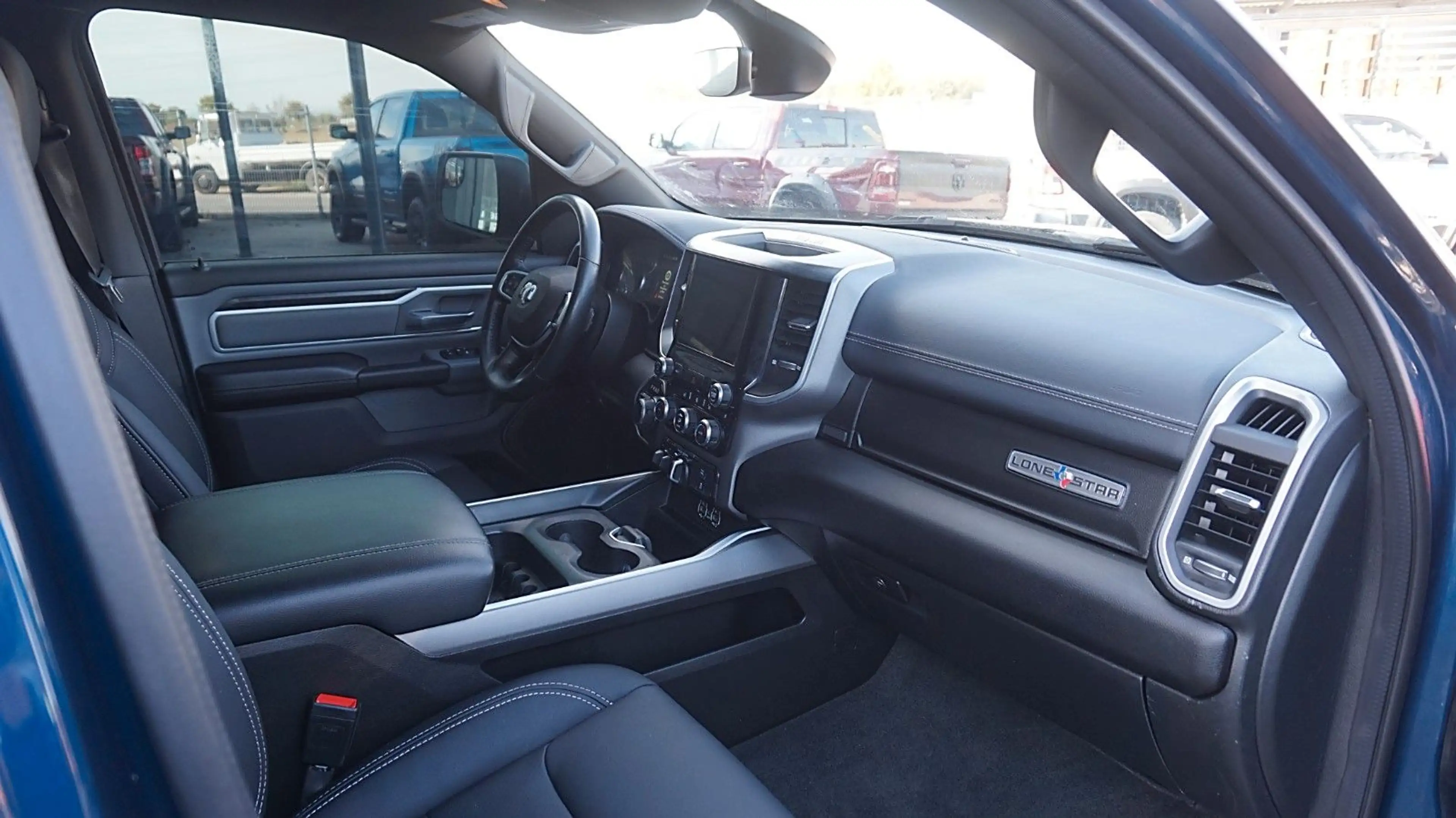 Dodge RAM 1500 HEMI 5.7l Crew-Cab*4x4*Navi*Alu20*AHK — photo 13