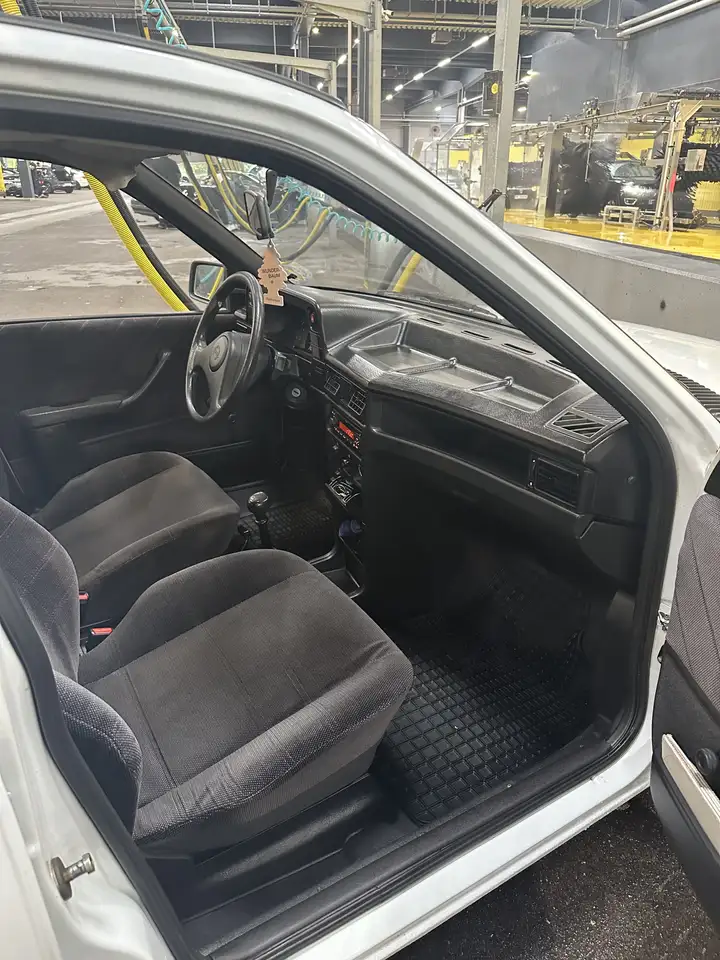 Opel Kadett E GL 1,5 IC TD, foto 6