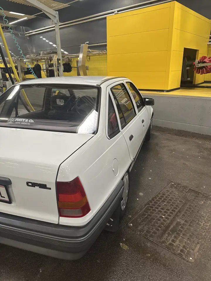 Opel Kadett E GL 1,5 IC TD, foto 3