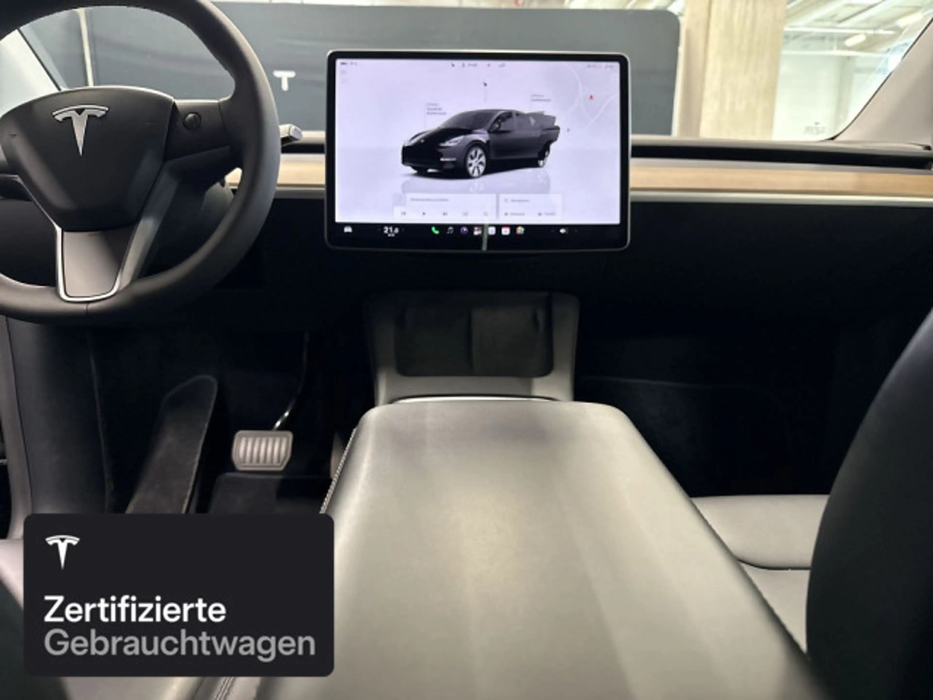 Tesla Model Y Long Range AWD — photo 14