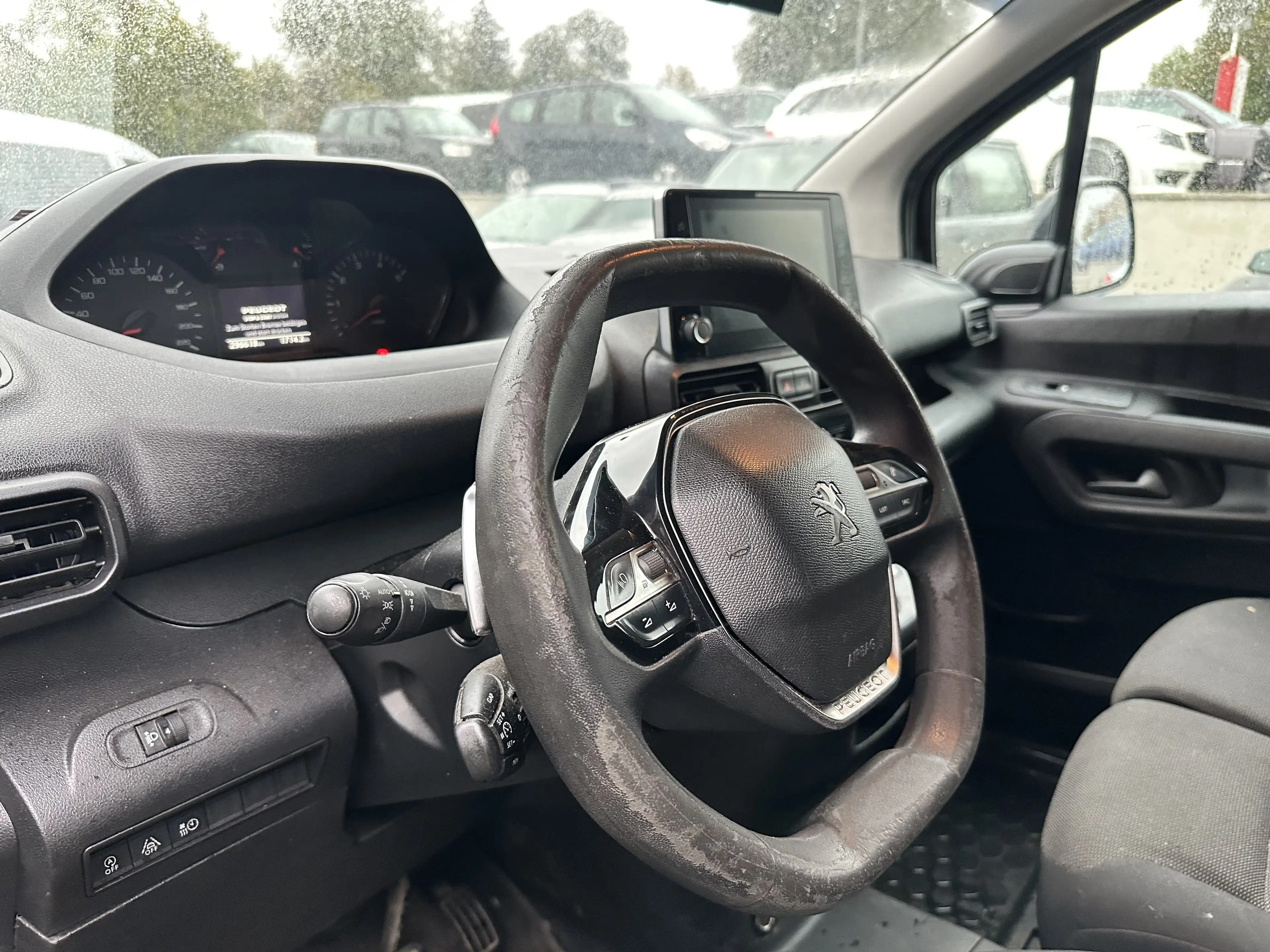 Peugeot Partner Asphalt L2 — photo 8