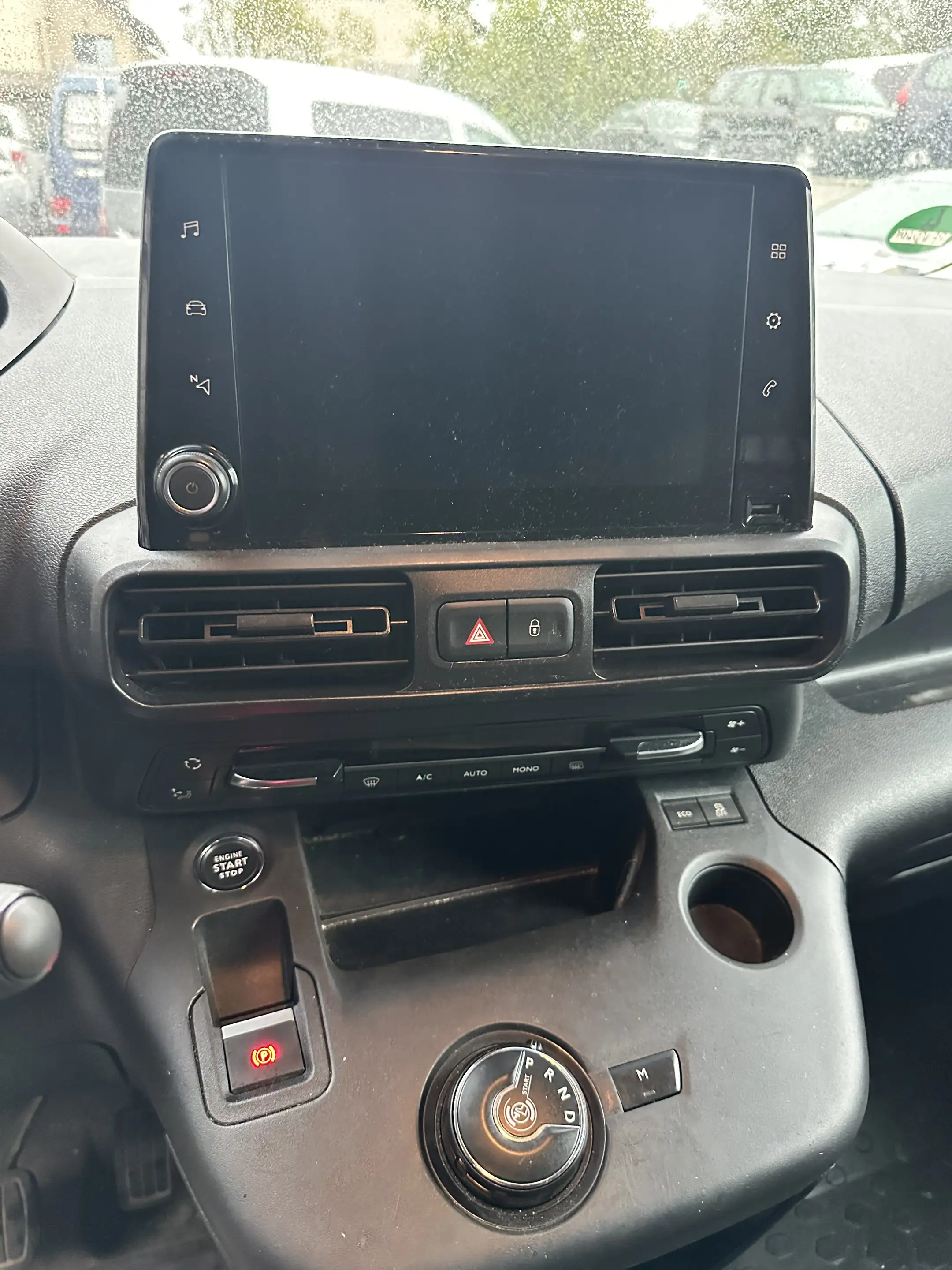 Peugeot Partner Asphalt L2 — photo 9