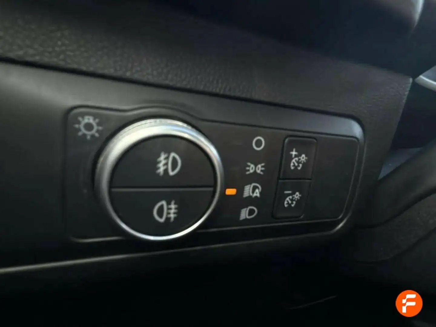 Ford Kuga ST-Line 1.5T EcoBoost 110kW (150CV) Burdeos - 2