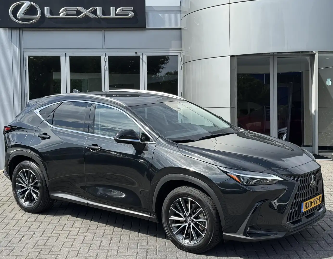 Lexus NX 450h+ AWD Luxury Line TREKHAAK STOELVERW STUURVERW GROOT Negro - 1