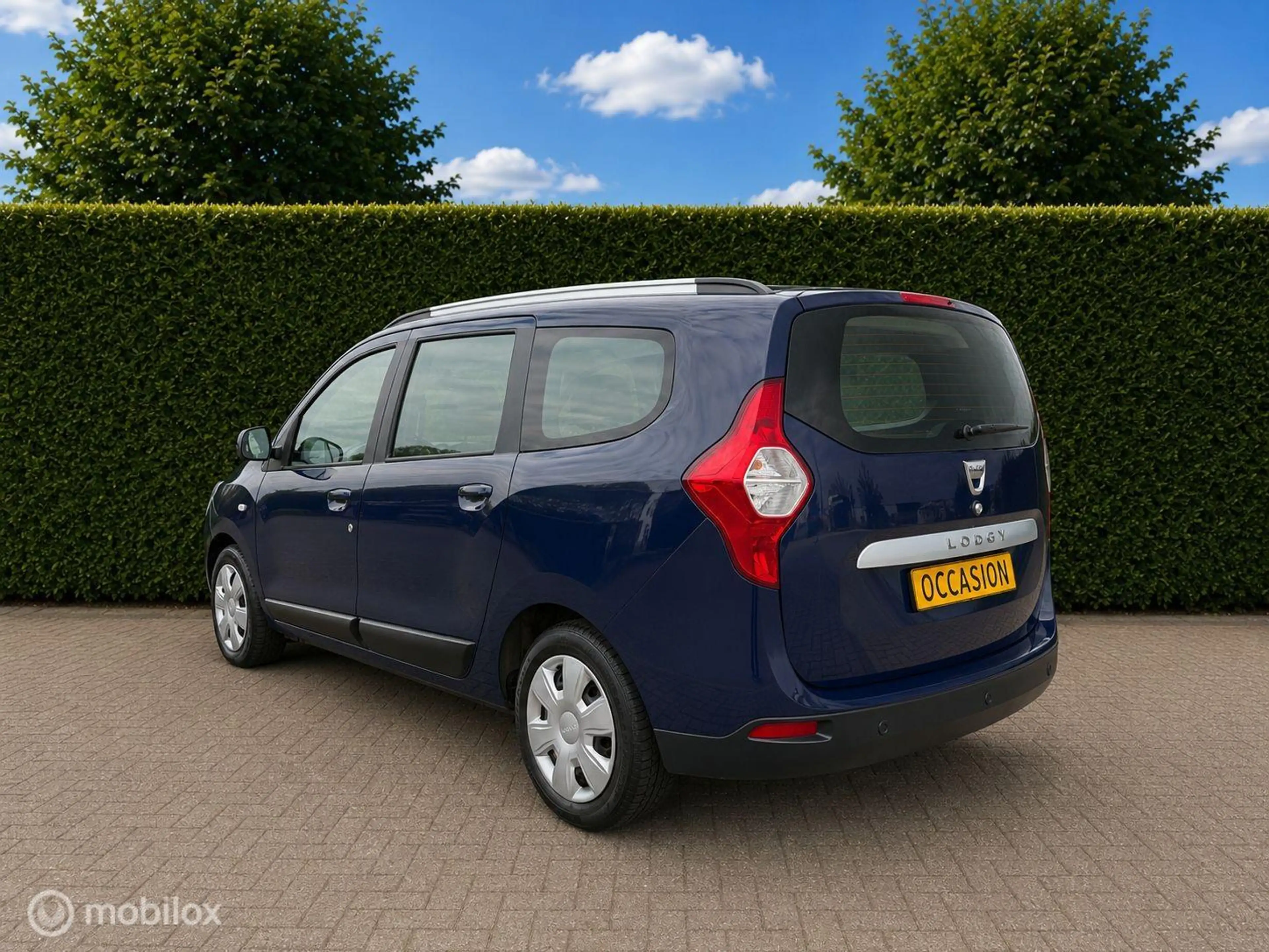 Dacia Lodgy 1.2 Airco Navi Parkeersensor Cruise Bluetooth — photo 5