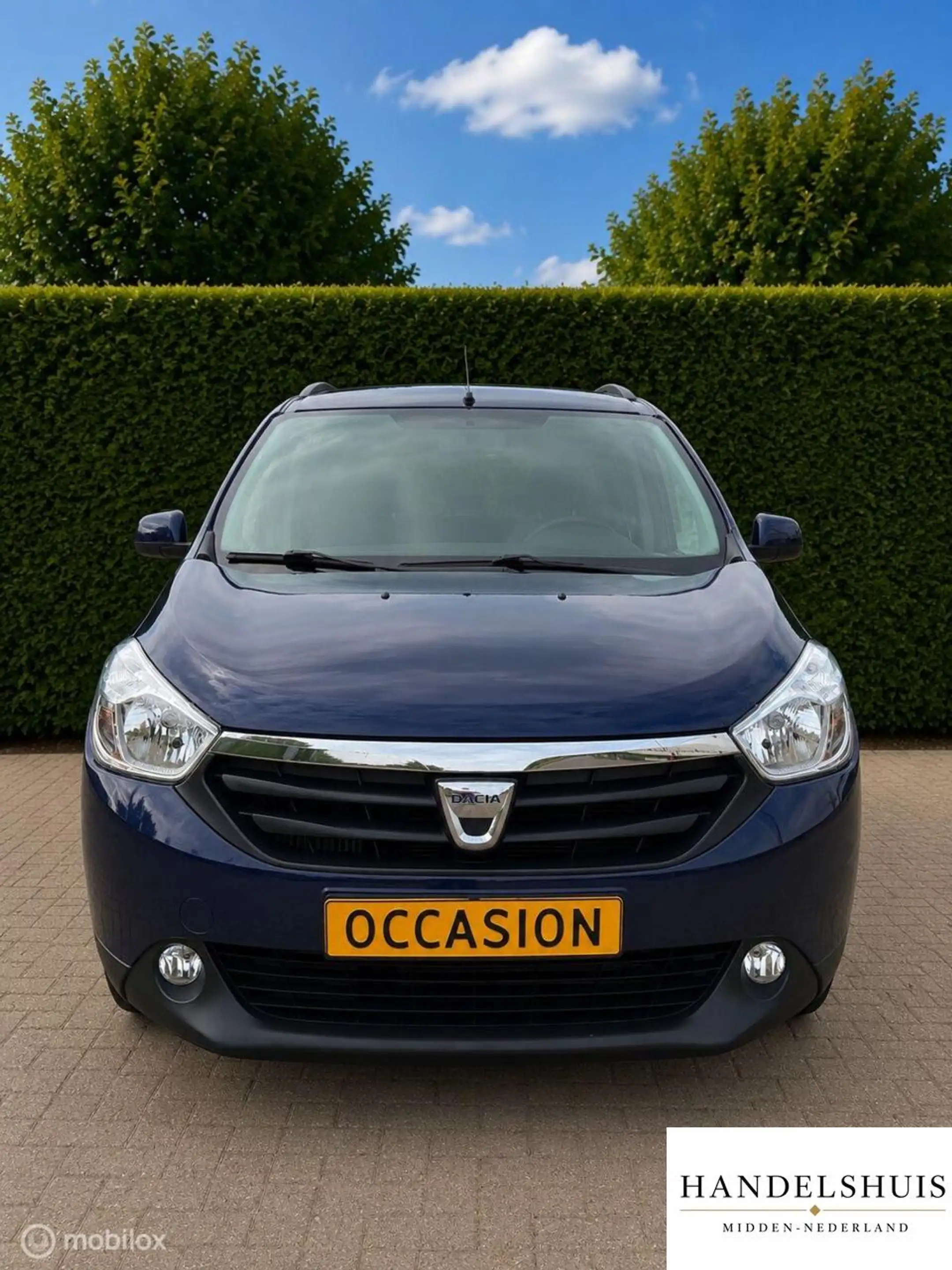 Dacia Lodgy 1.2 Airco Navi Parkeersensor Cruise Bluetooth — photo 2