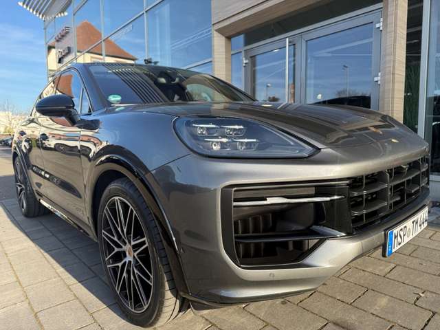Porsche Cayenne Coupe GTS V8 Matrix LED Sportpaket HUD AD AHK-el.