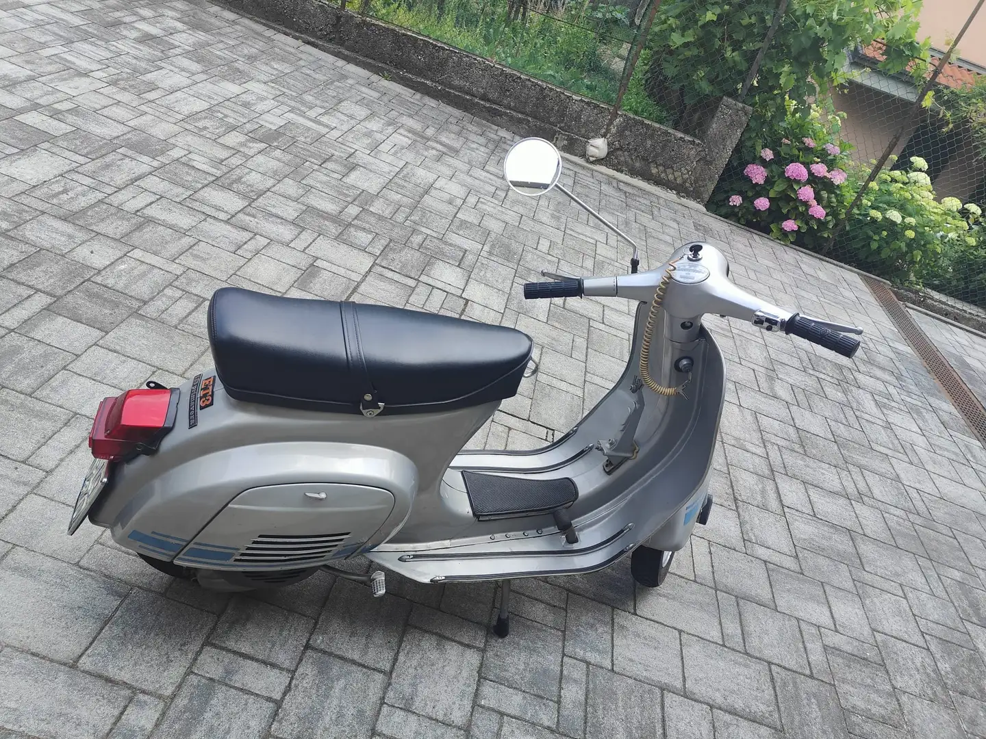 Piaggio Primavera 125 ET3 Argintiu - 2