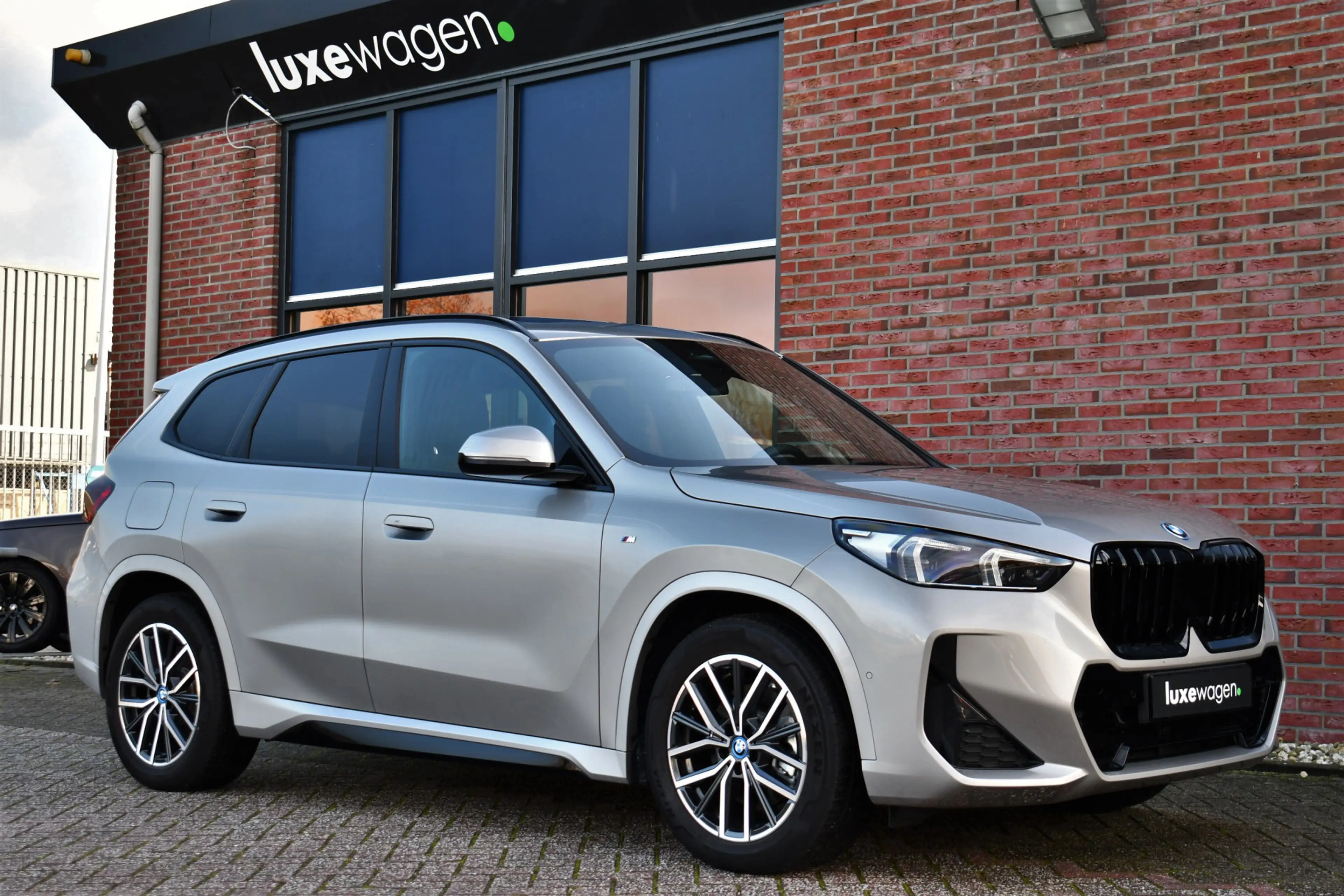 BMW X1 xDrive25e M-Sport Pano Trekh ACC 360 H/K HUD Massa — photo 5