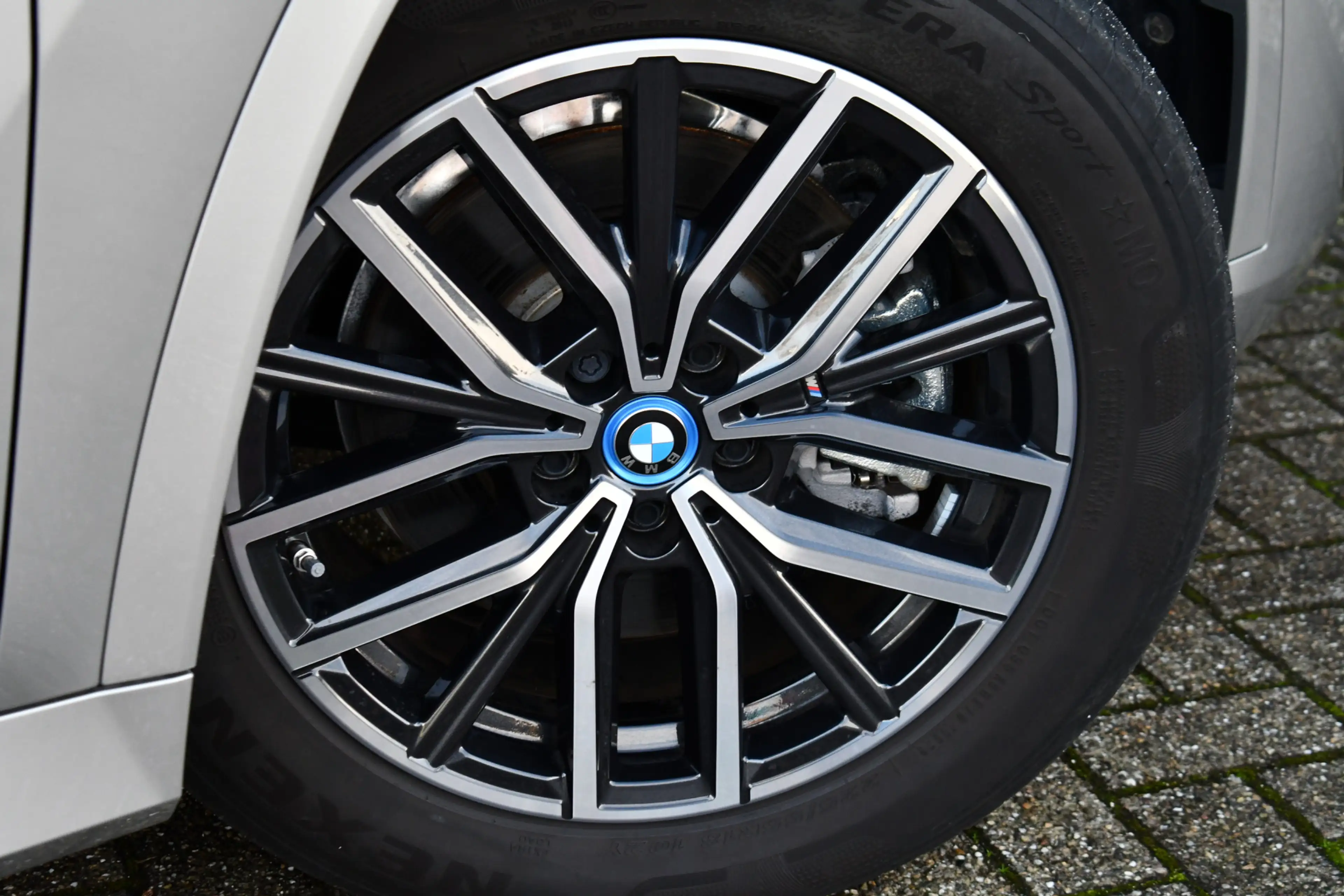 BMW X1 xDrive25e M-Sport Pano Trekh ACC 360 H/K HUD Massa — photo 9