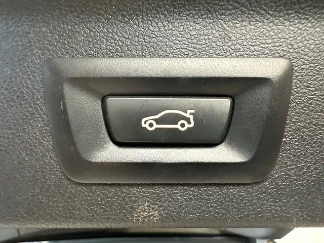 BMW X3 view 7
