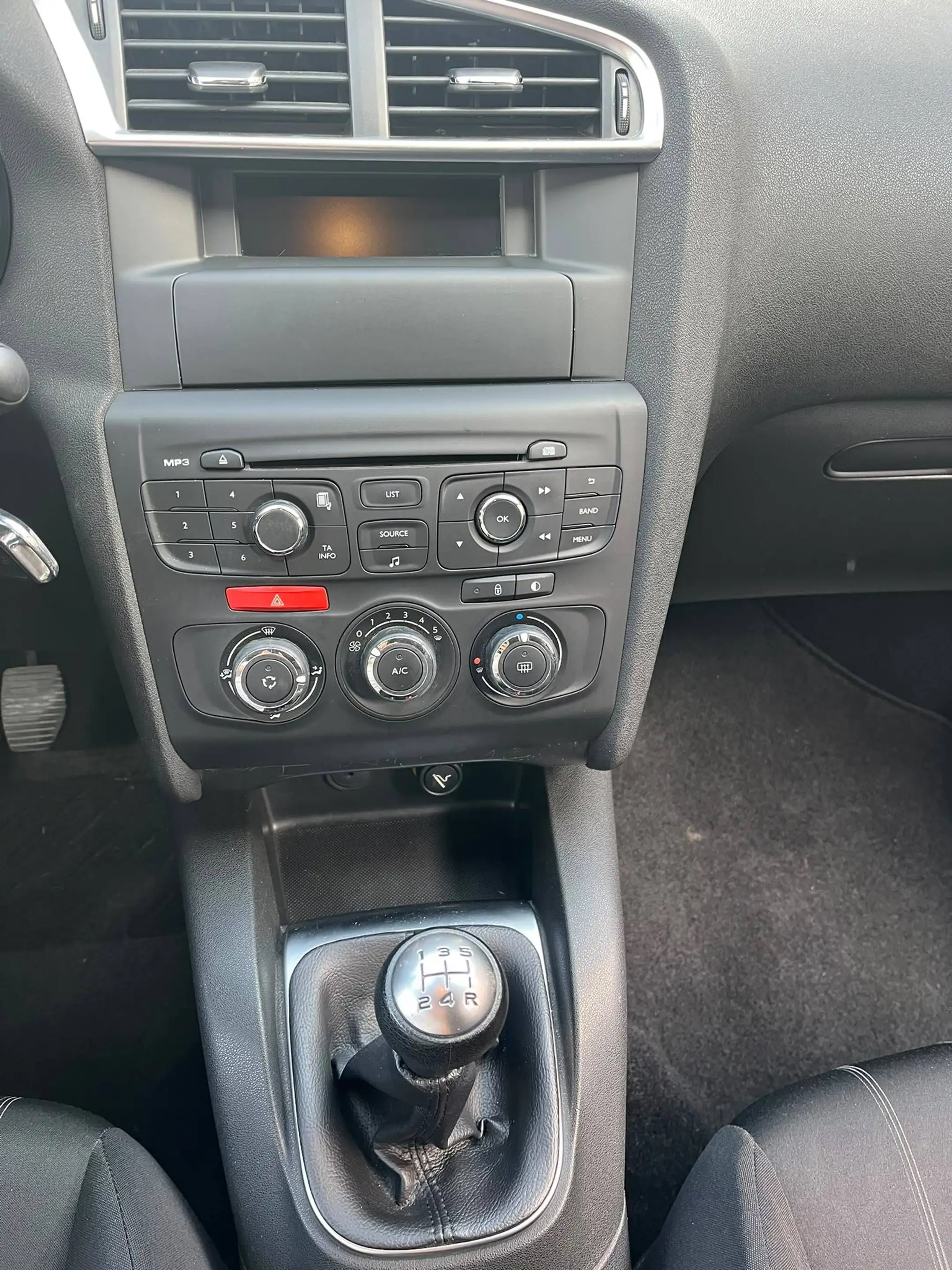 Citroen C4 C4 1.6 BlueHDi Feel Edition — photo 10