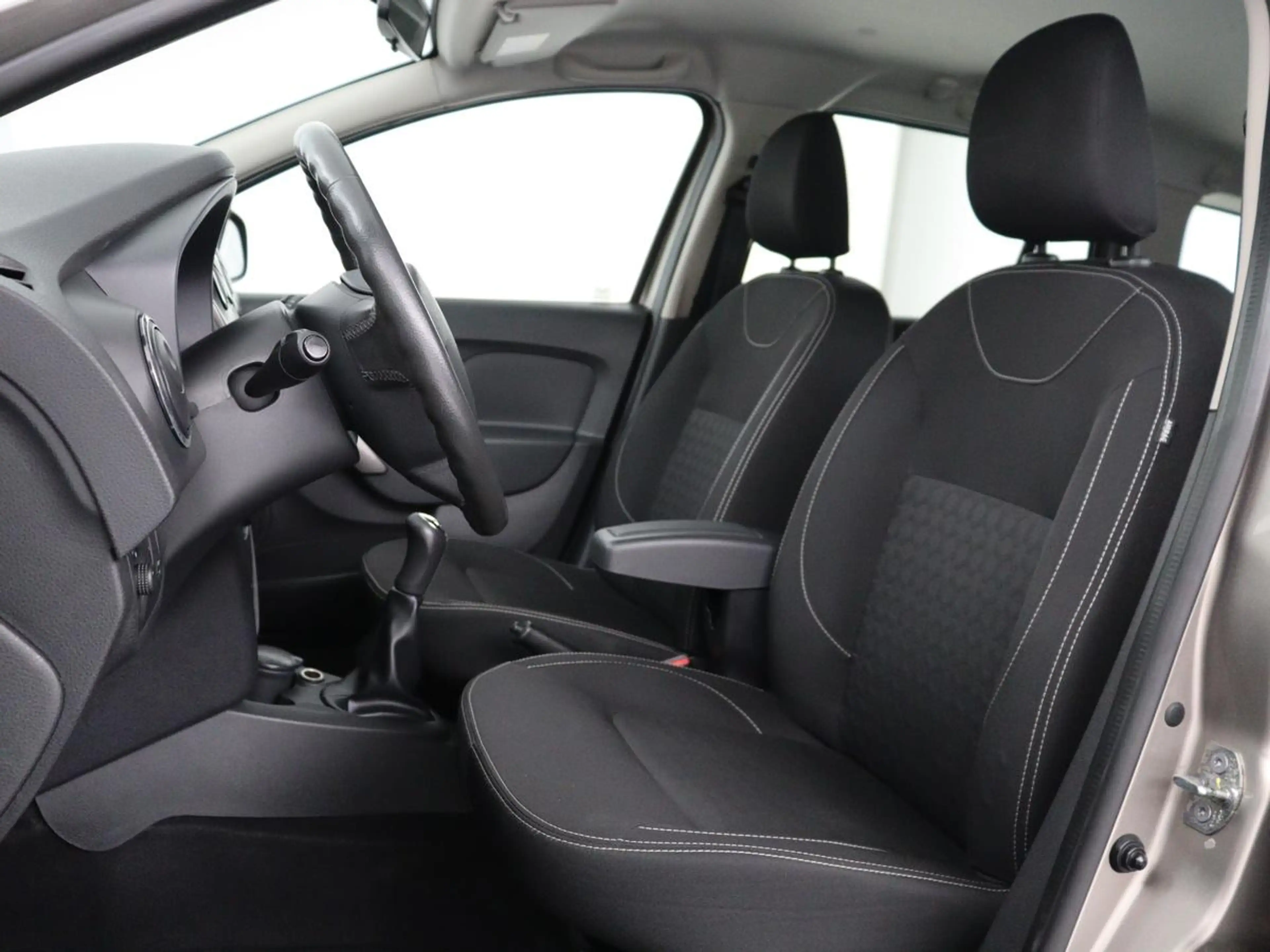 Dacia Logan MCV 0.9 TCe Prestige | Cruise control | Airco | Na — photo 5