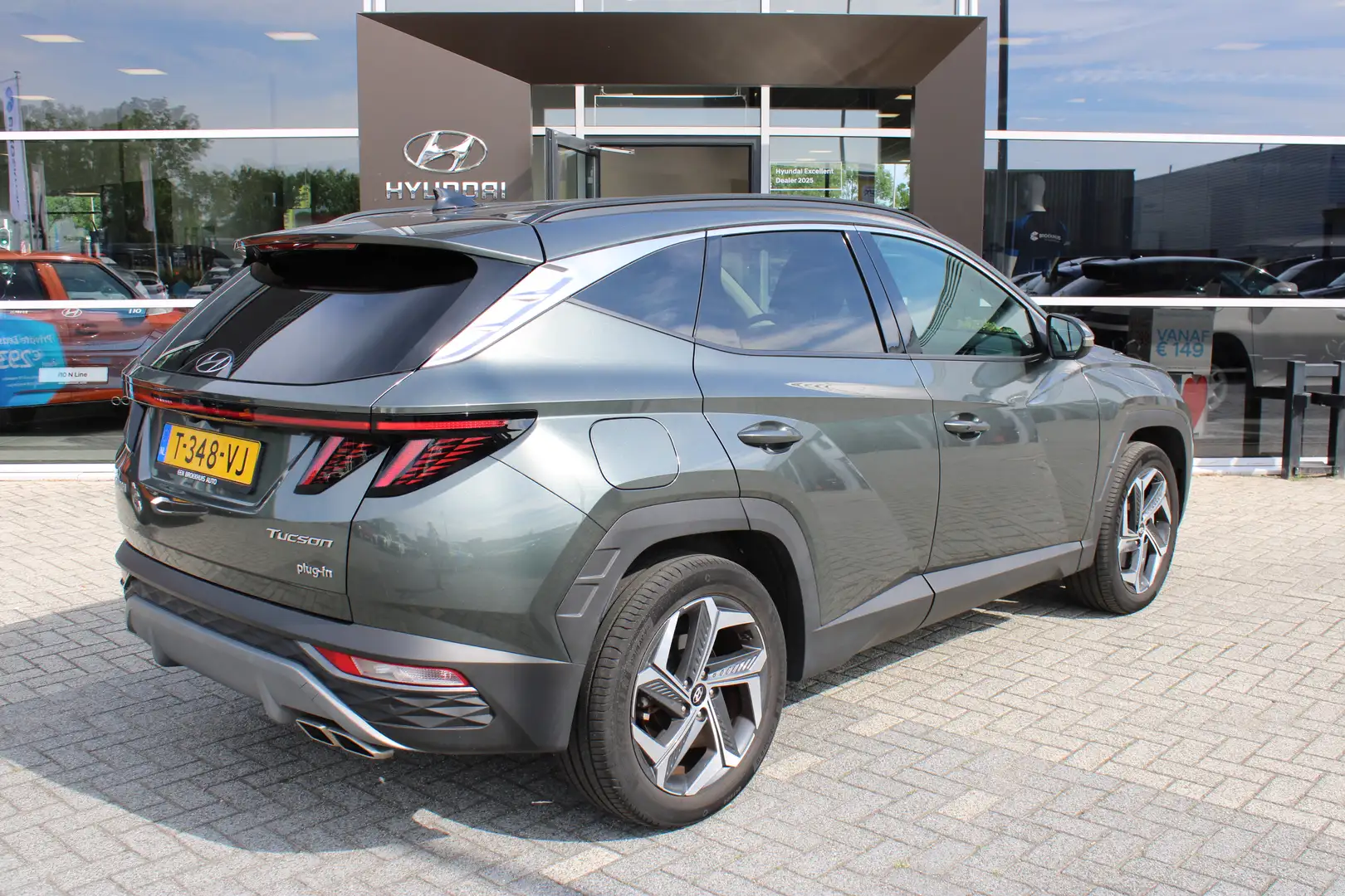 Hyundai TUCSON 1.6 T-GDI PHEV Comfort Smart 4WD | Achteruitrijcam Grijs - 2