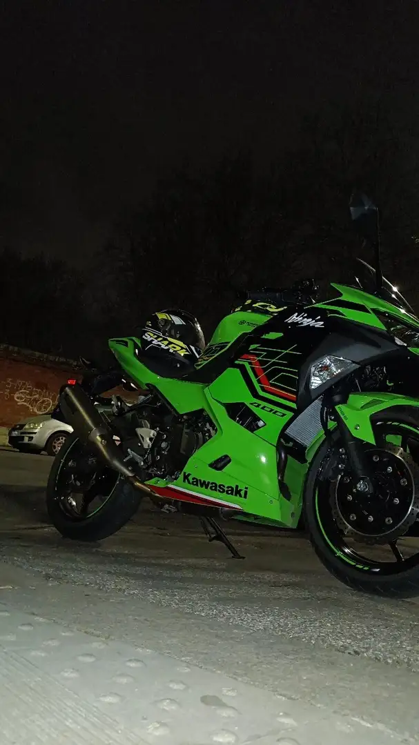Kawasaki Ninja 400 Verde - 1