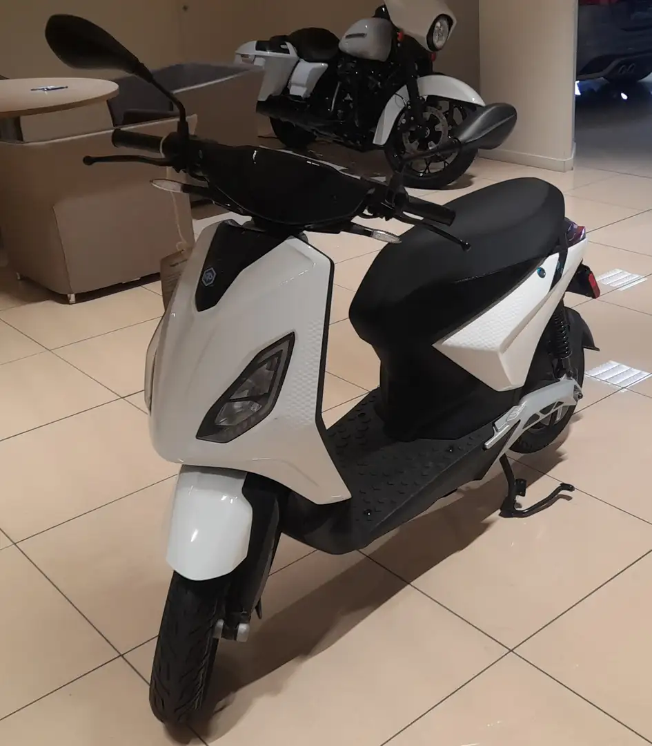 Piaggio Others 1 03 Alb - 1