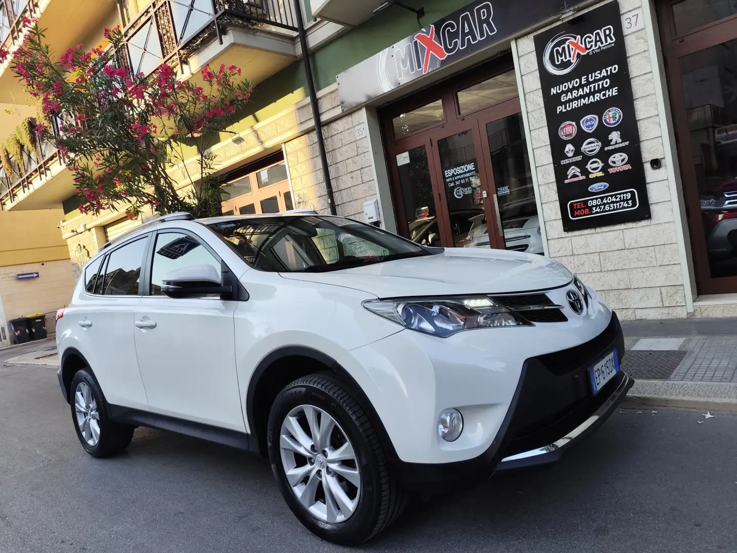Toyota RAV 4 RAV4 2.2 D-4D 4WD 150CV 4×4 Bianco - 1