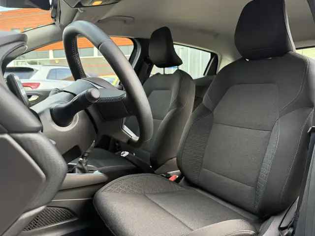 Renault Clio view 4