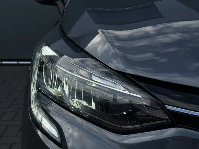Renault Clio view 27