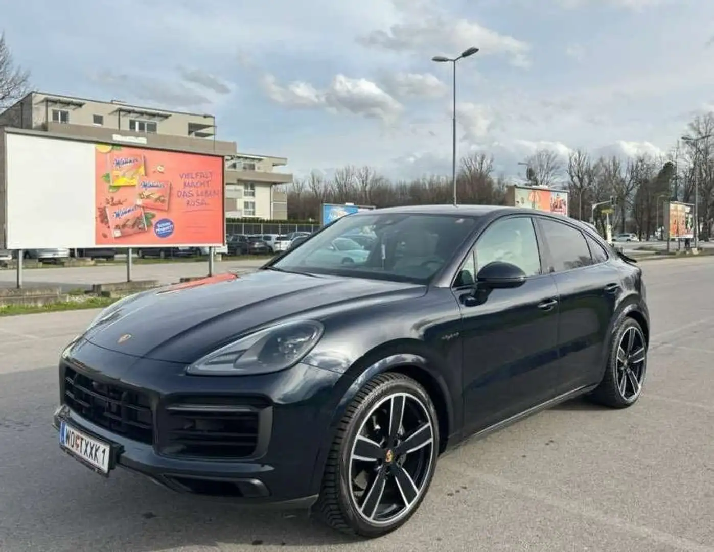 Porsche Cayenne Porsche Cayenne Coupe Sport Paket Vollausstattung Schwarz - 2