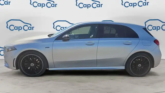 Mercedes-Benz Unknown Model view 2